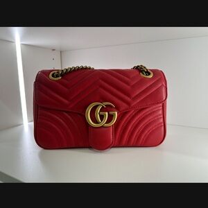 GG MARMONT SMALL SHOULDER BAG